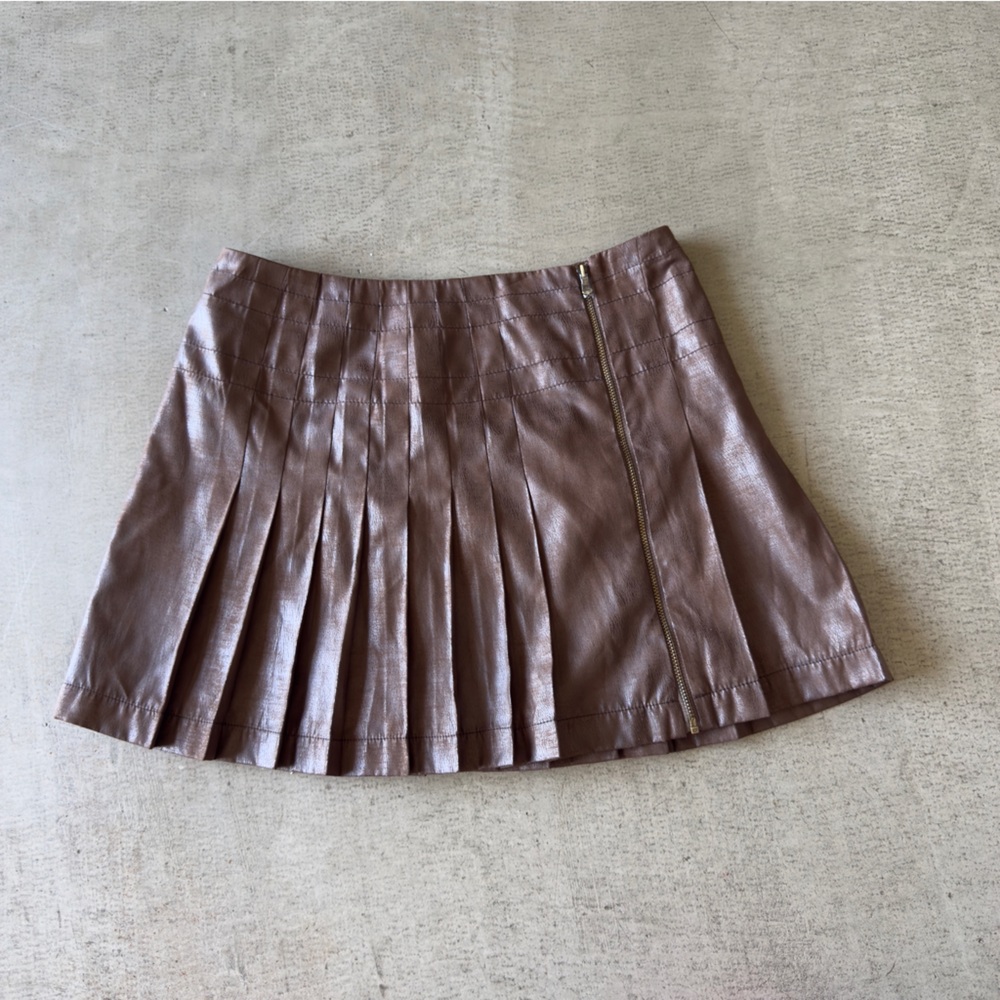 Rachel Rachel Roy / Pleated Faux Leather Mini Skirt / brown